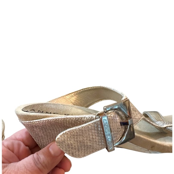 Anne Klein Women’s Metallic Silver Snake Print Sandals size 8.5 M - Picture 5 of 9